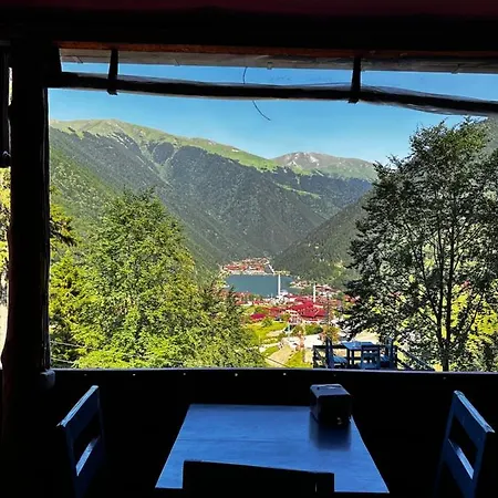 Maneviga Cafe & Apart * Uzungöl