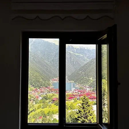 Maneviga Cafe & Apart Aparthotel *